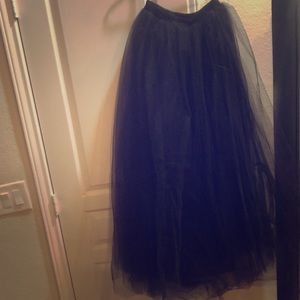 SOLD Beautiful Tulle Skirt